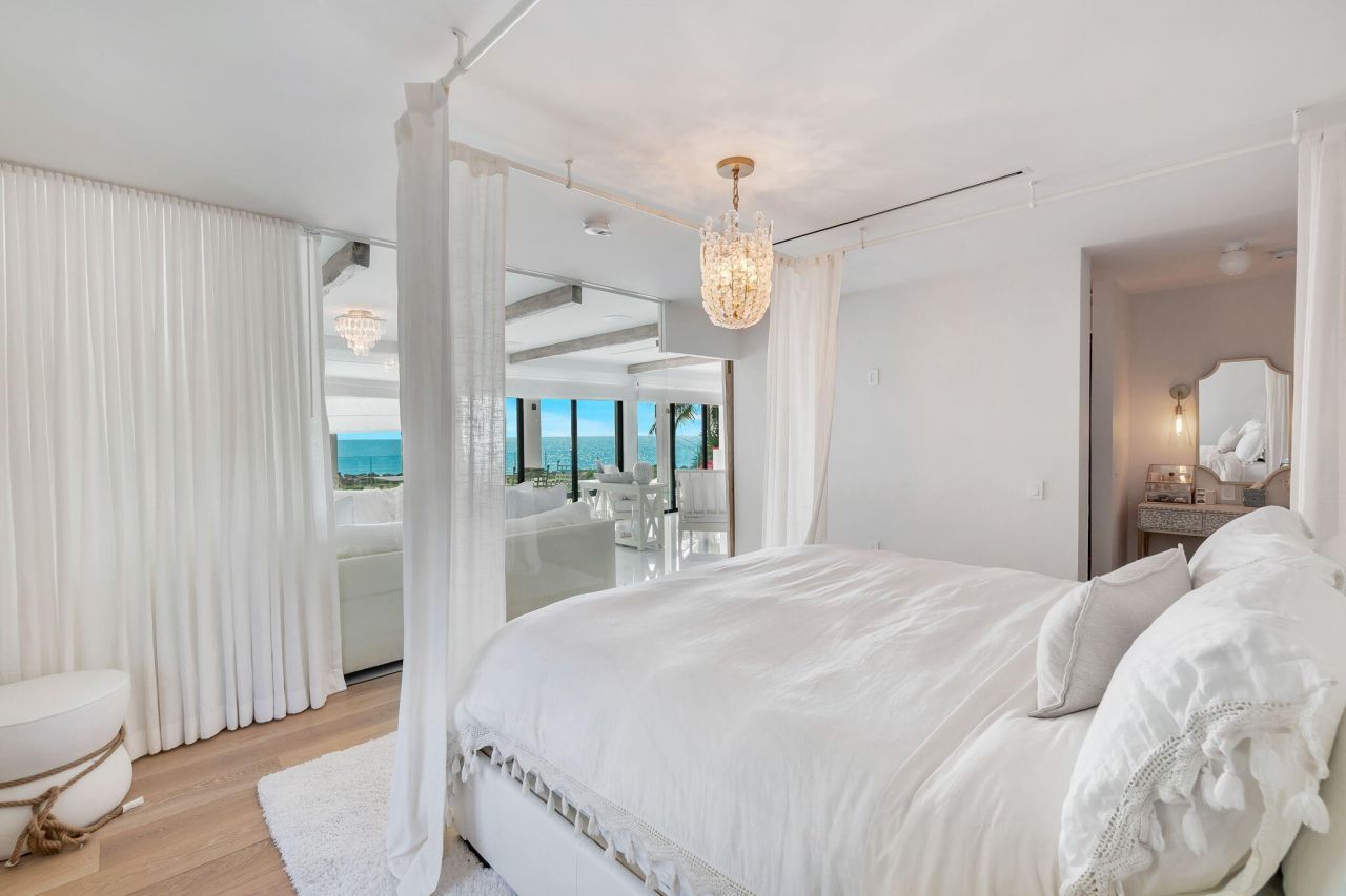 210 W Seaview Circle, Duck, FL 33050 Photo