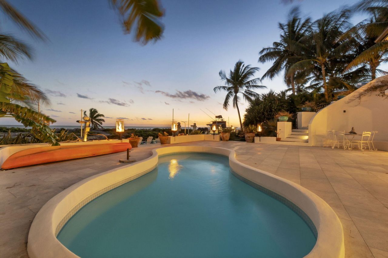 210 W Seaview Circle, Duck Key, FL 33050 Photo