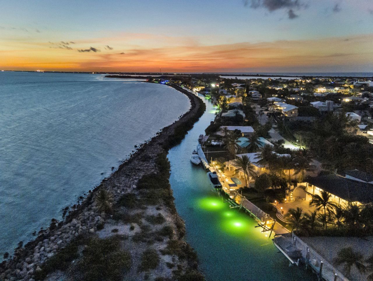 210 W Seaview Circle, Duck Key, FL 33050 Photo