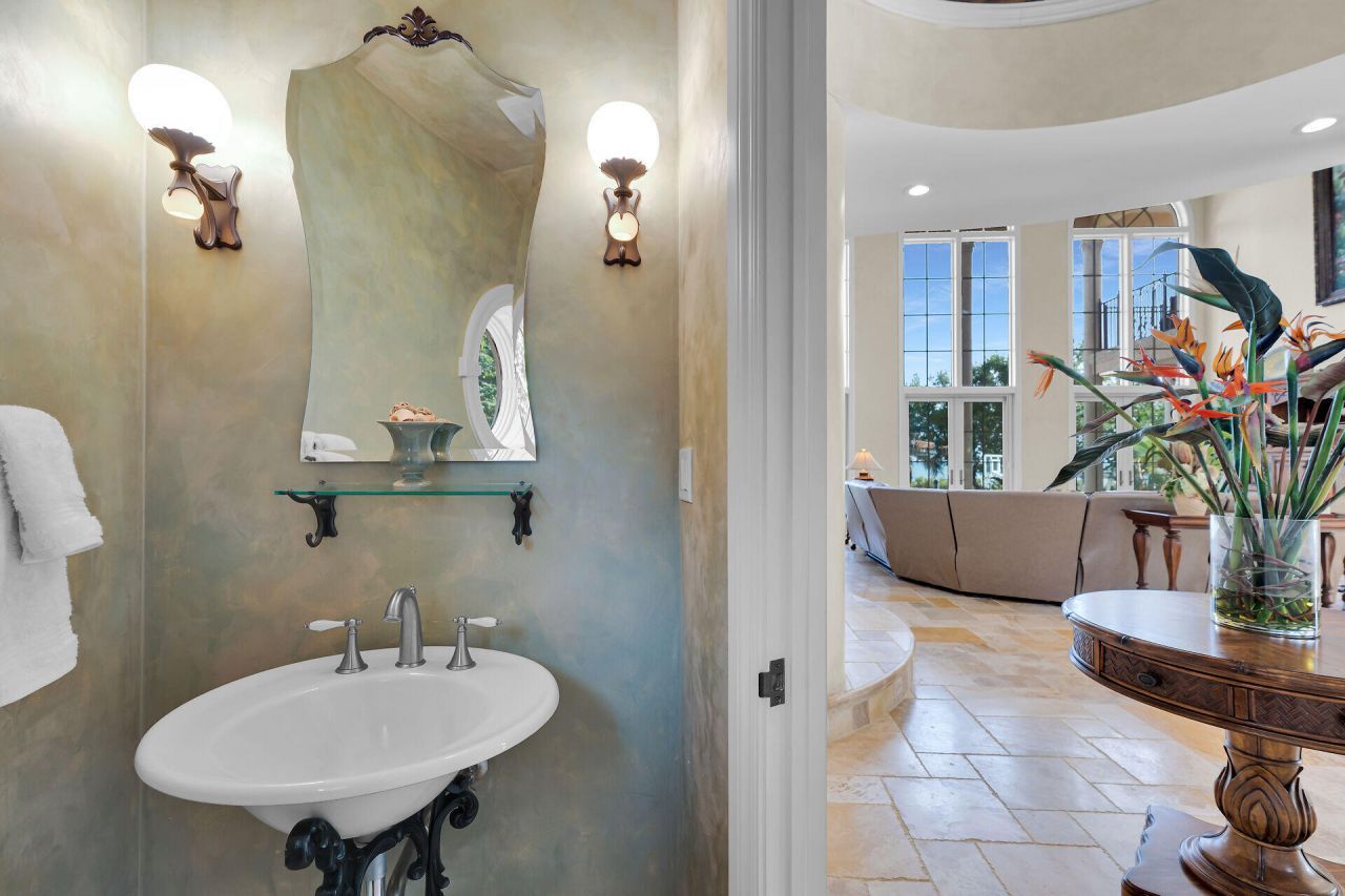 301 Ixora Street, Duck, FL 33050 Photo