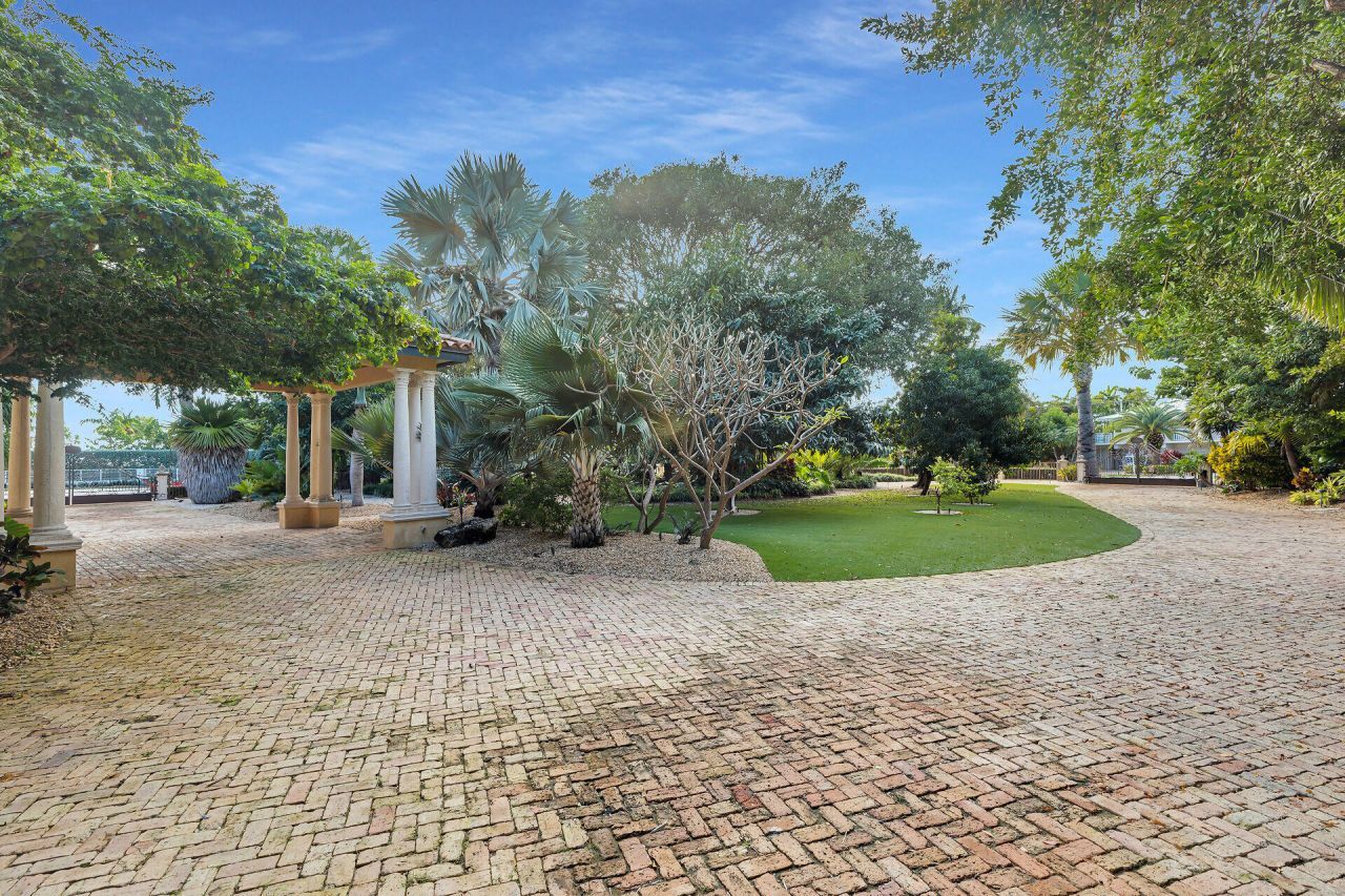 301 Ixora Street, Duck, FL 33050 Photo