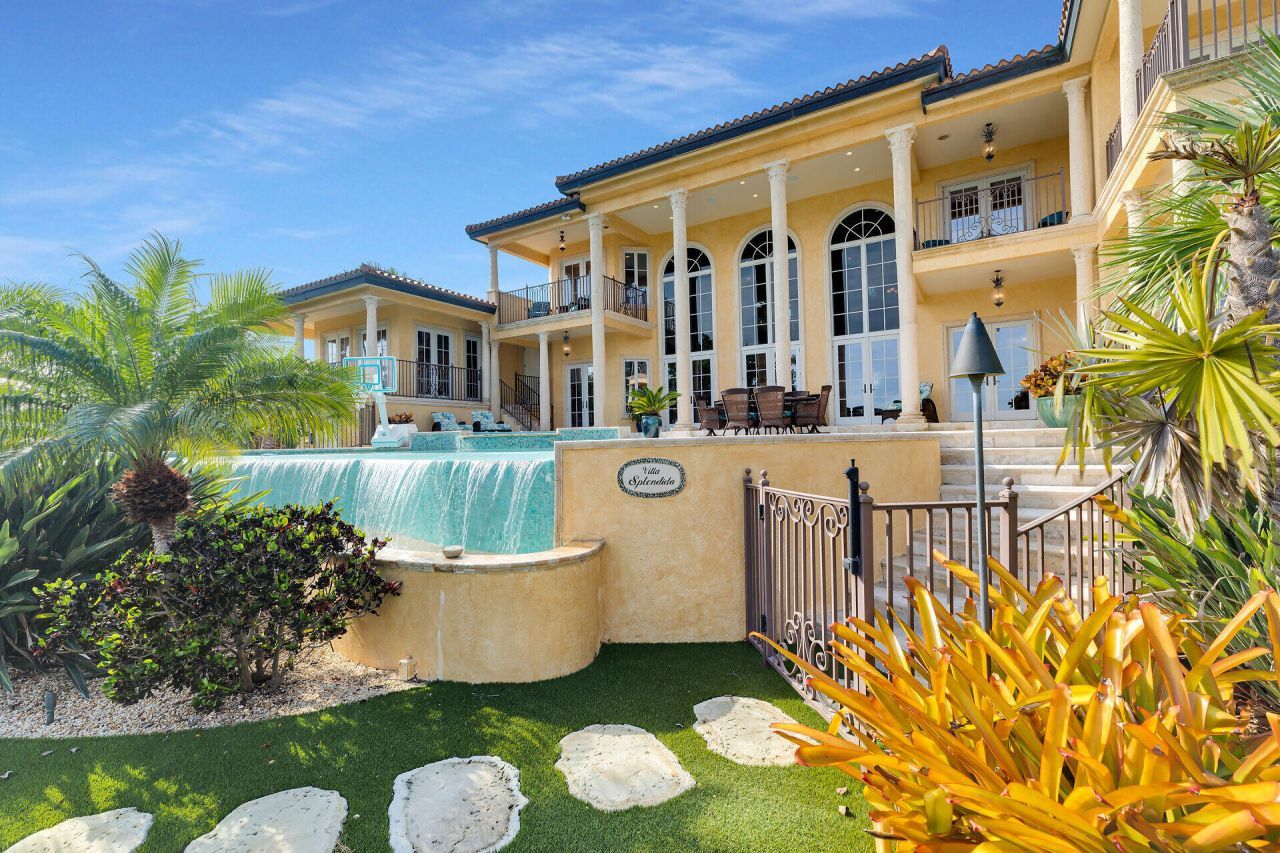 301 Ixora Street, Duck, FL 33050 Photo