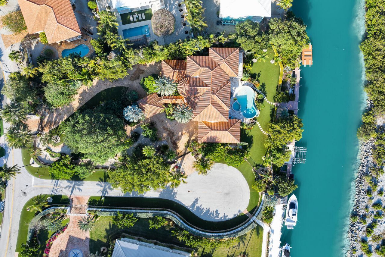 301 Ixora Street, Duck, FL 33050 Photo