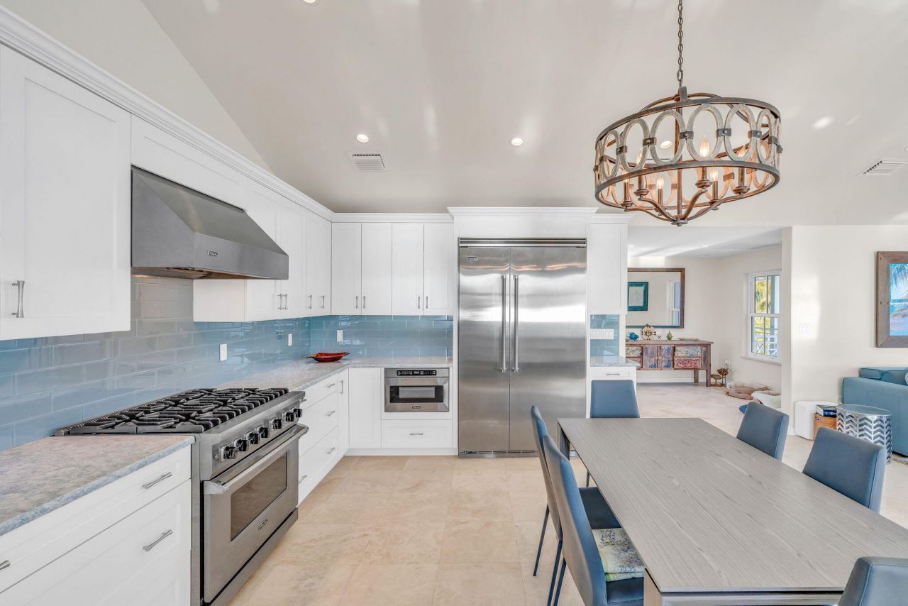 17013 Coral Drive, Sugarloaf, FL 33042 Photo