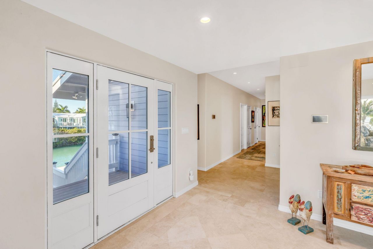 17013 Coral Drive, Sugarloaf, FL 33042 Photo