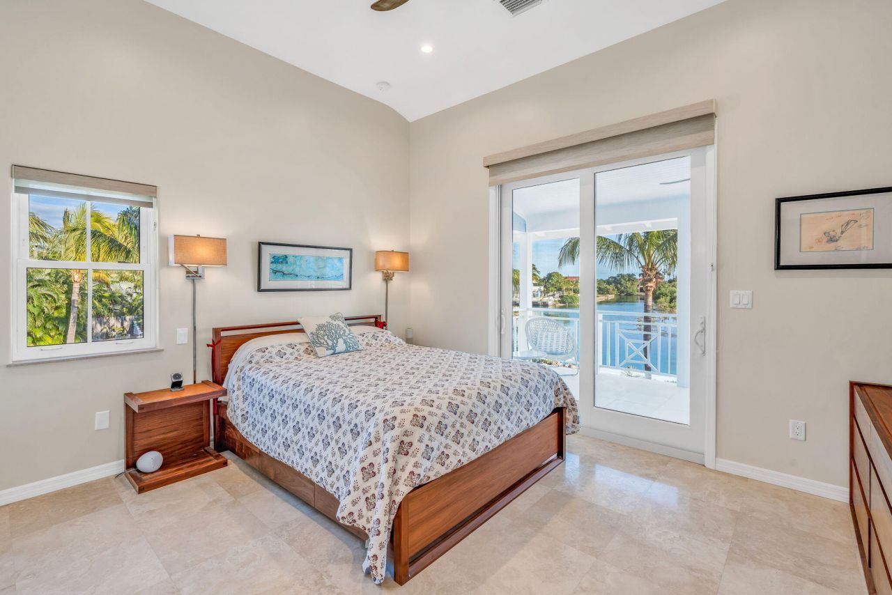 17013 Coral Drive, Sugarloaf, FL 33042 Photo