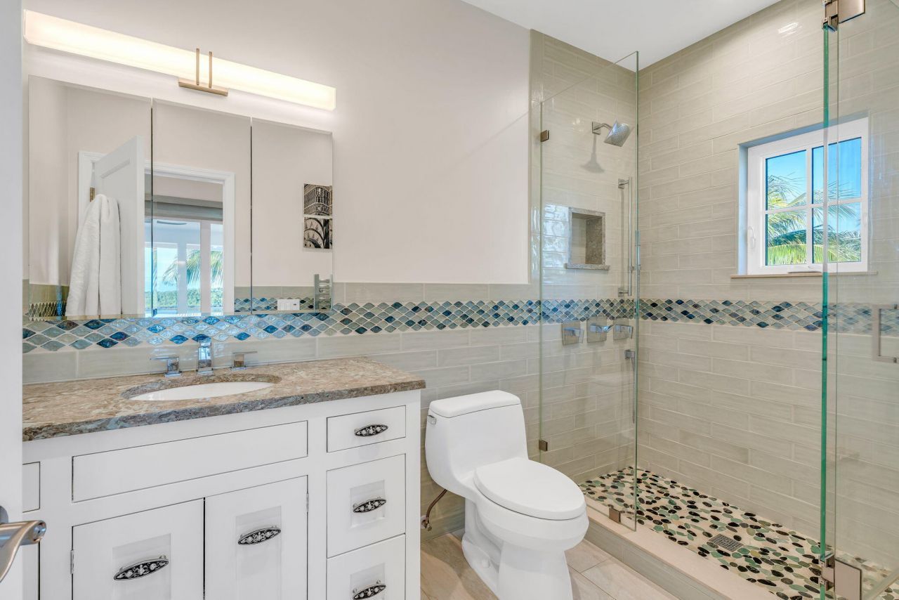 17013 Coral Drive, Sugarloaf, FL 33042 Photo