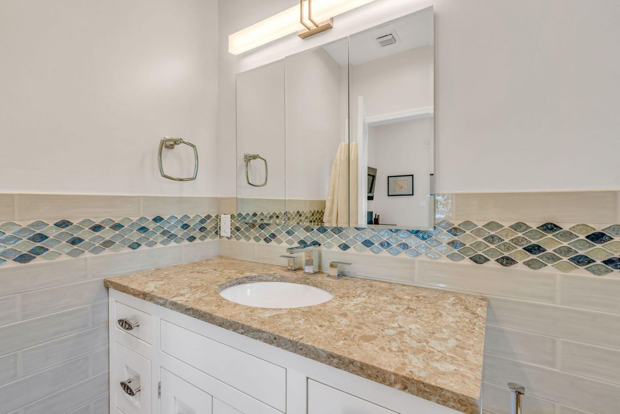 17013 Coral Drive, Sugarloaf, FL 33042 Photo