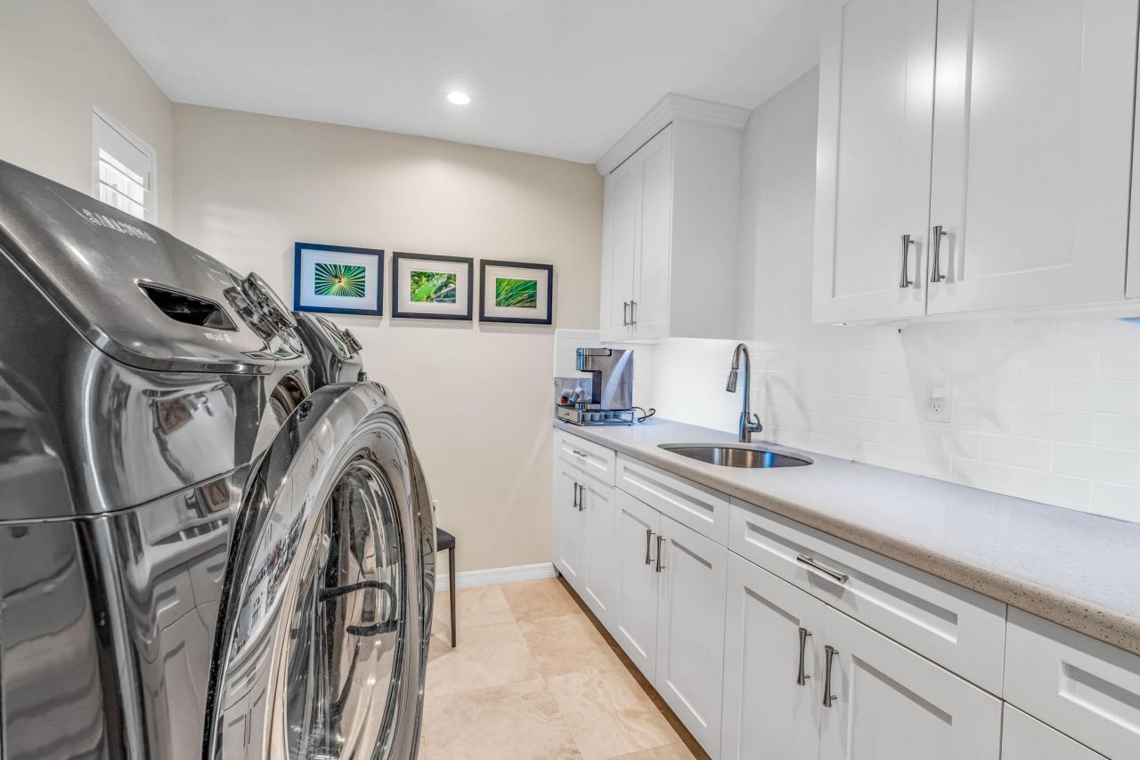 17013 Coral Drive, Sugarloaf, FL 33042 Photo