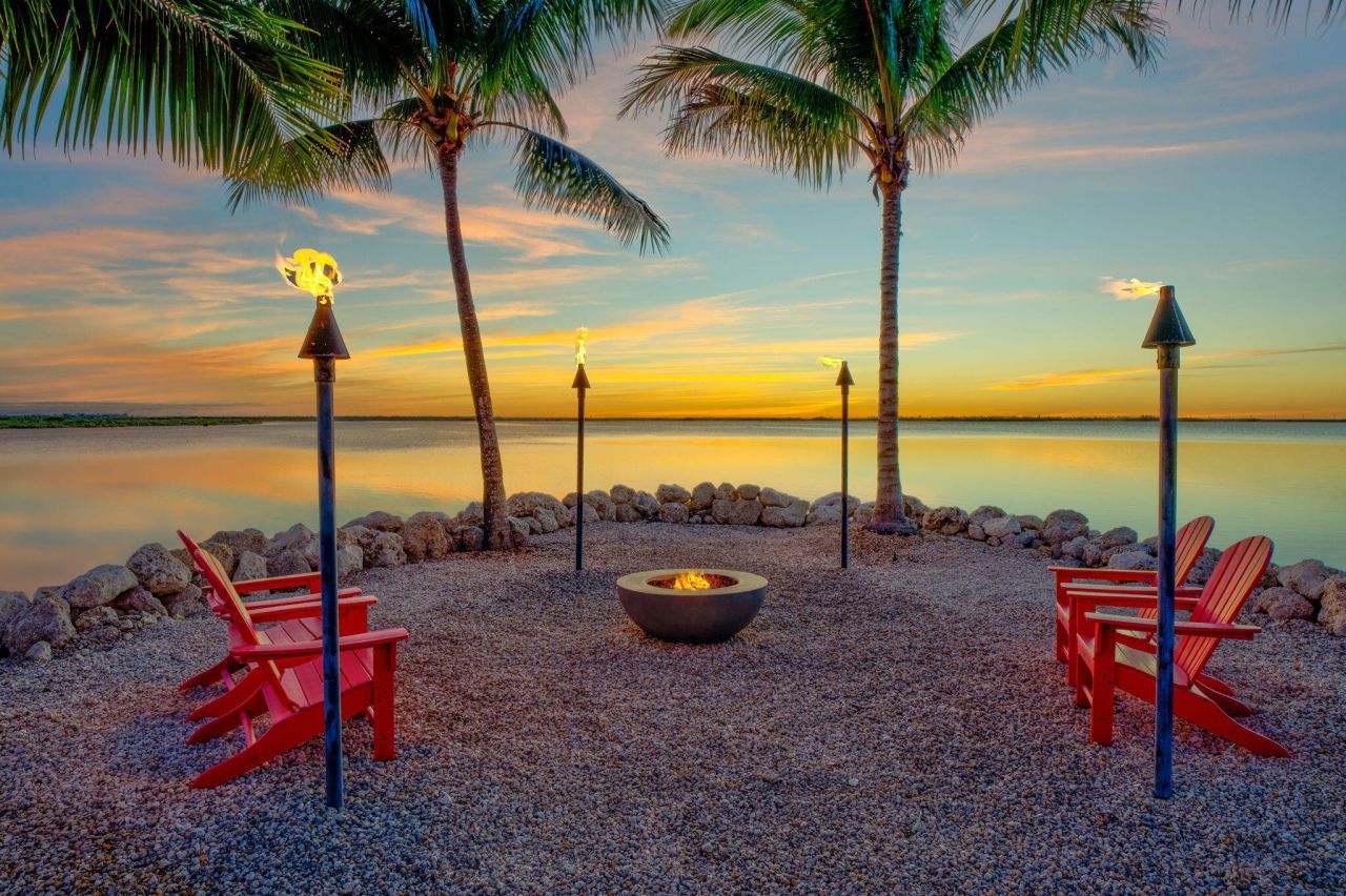 17013 Coral Drive, Sugarloaf, FL 33042 Photo