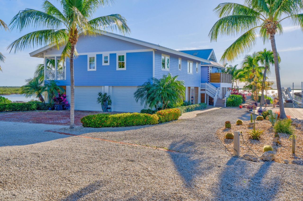 17013 Coral Drive, Sugarloaf, FL 33042 Photo