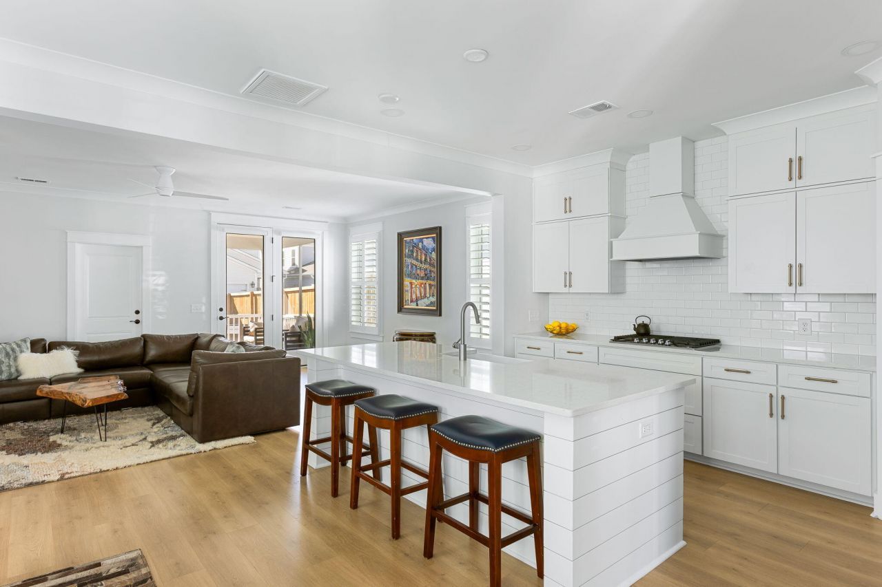 2037 Blue Bayou Boulevard Photo 4