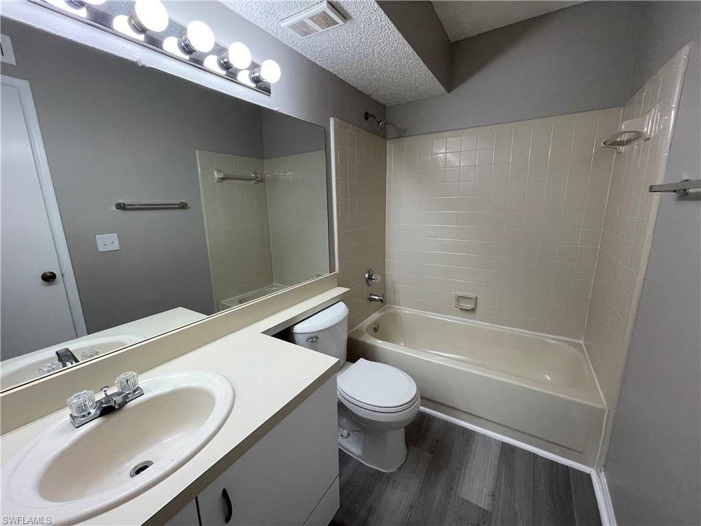 13555 Eagle Ridge Dr, Unit 925, Fort Myers, FL 33912 Photo