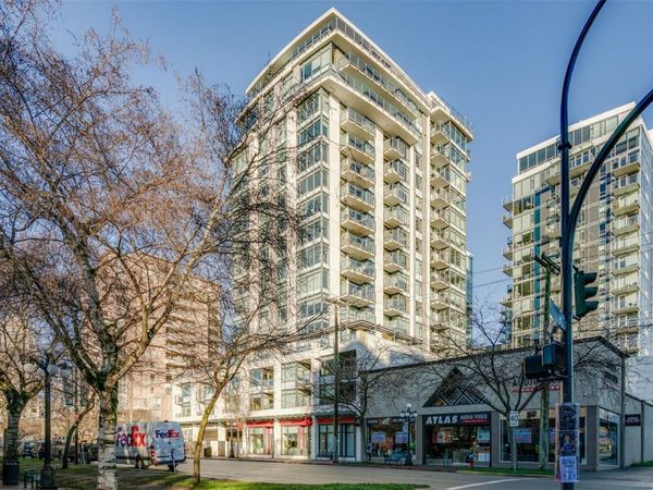 960 Yates St, Unit 406, Victoria, BC V8V 3M3