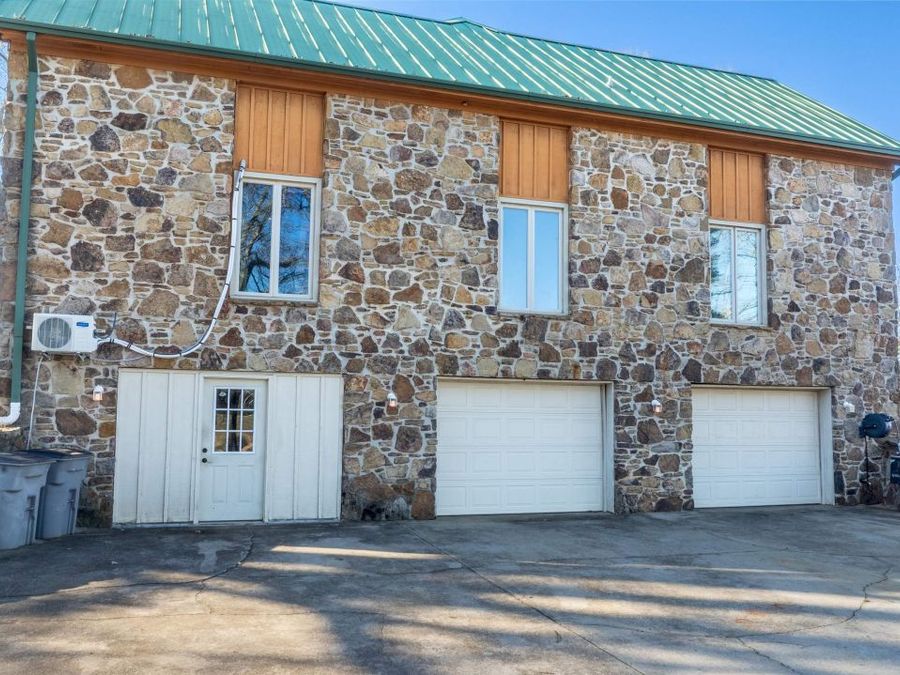Property Image 76