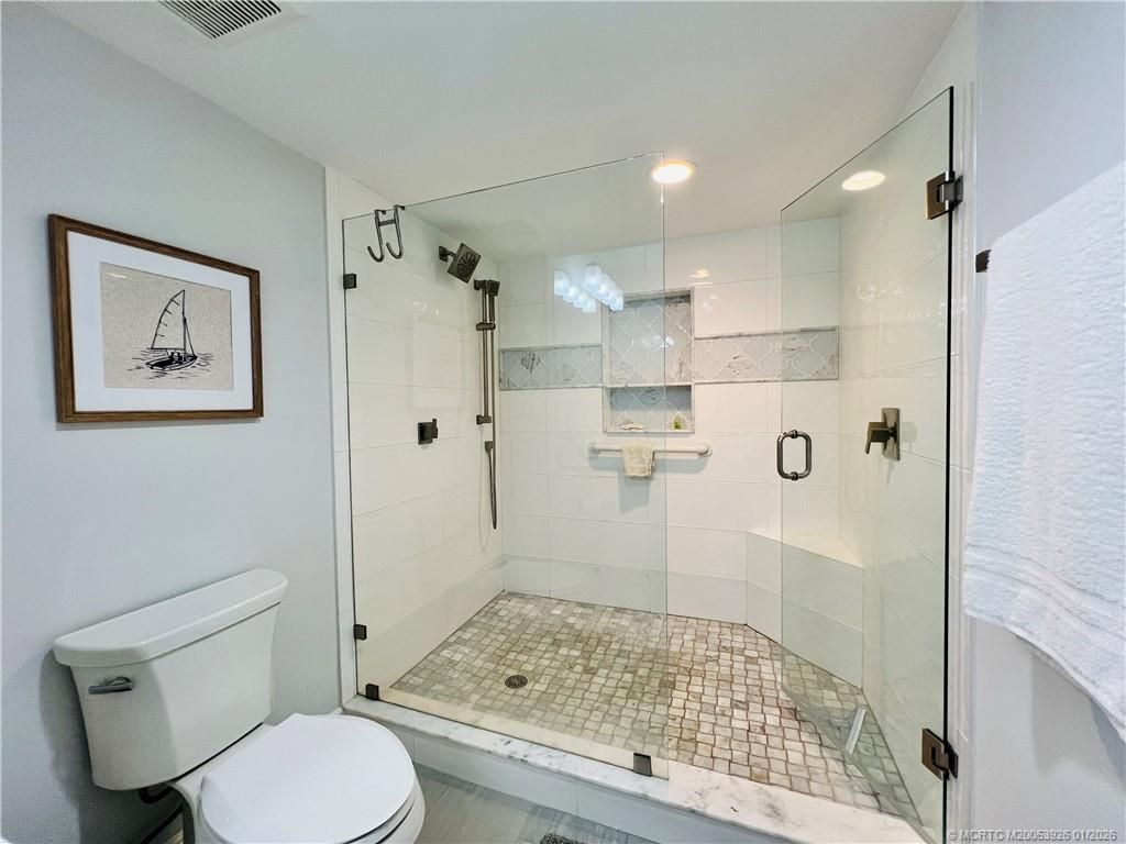 9400 S Ocean Dr., Unit 304B, Jensen Beach, FL 34957 Photo