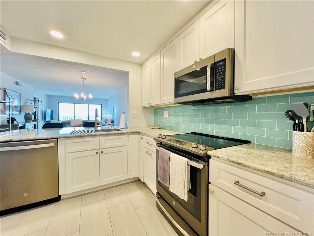 9400 S Ocean Dr., Unit 304B, Jensen Beach, FL 34957 Photo