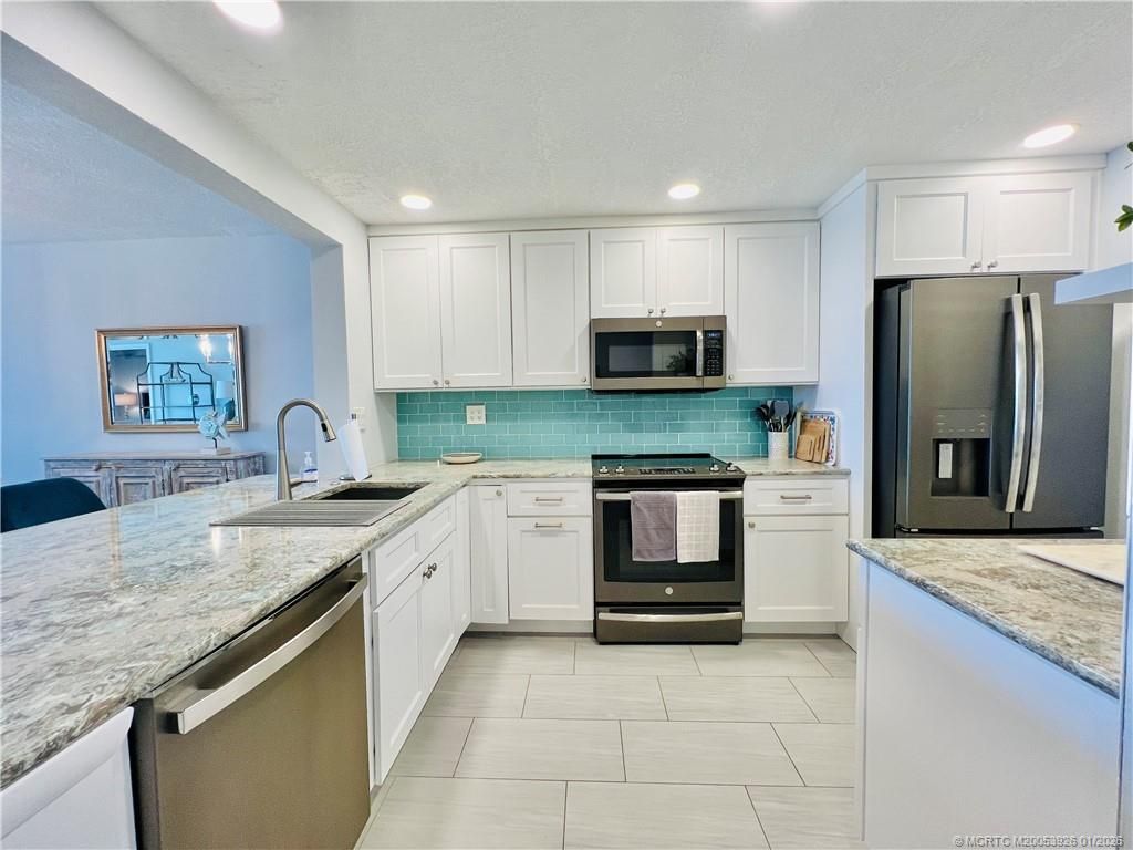 9400 S Ocean Dr., Unit 304B, Jensen Beach, FL 34957 Photo