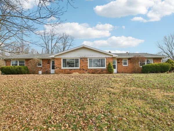2076 Stowe Drive, Springfield, OH 45505