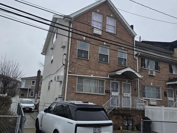 2417 DEERFIELD, Far Rockaway, NY 11691