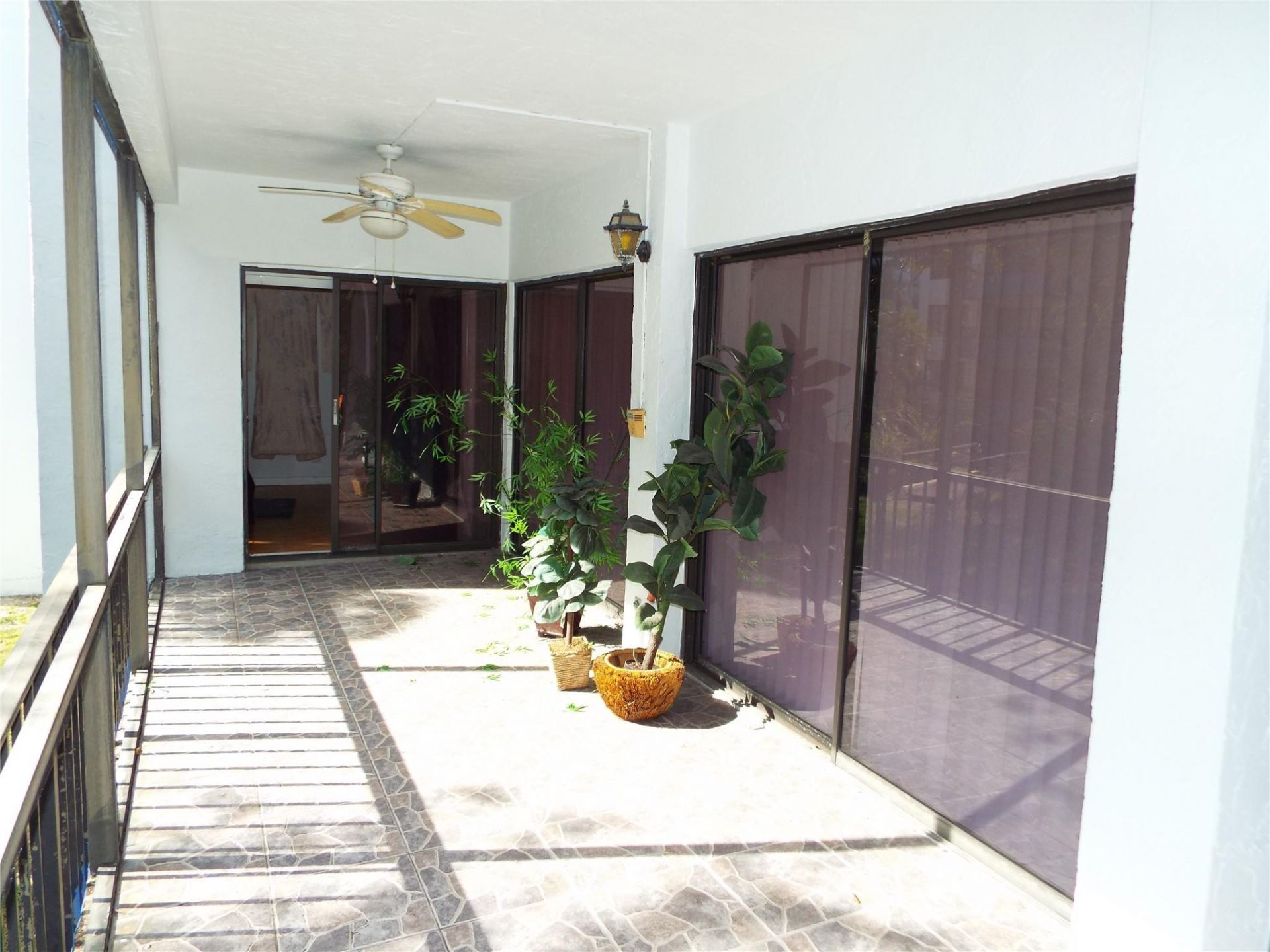 6060 S Falls Circle Drive, Unit 225, Lauderhill, FL 33319 Photo