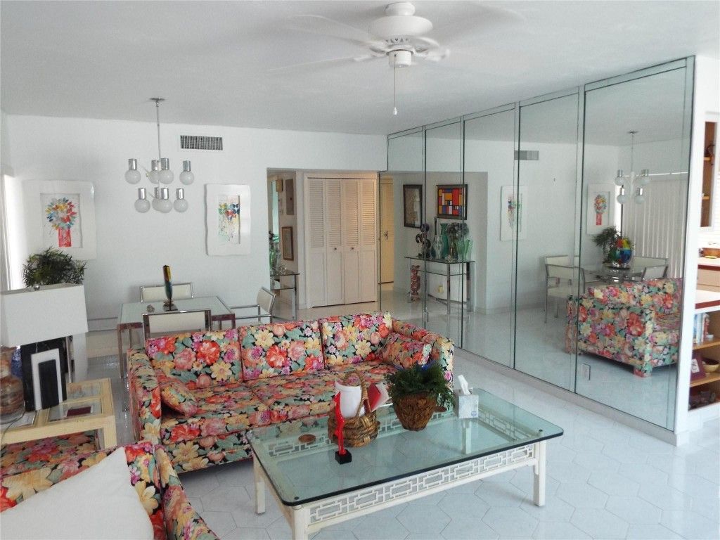 6060 S Falls Circle Drive, Unit 225, Lauderhill, FL 33319 Photo