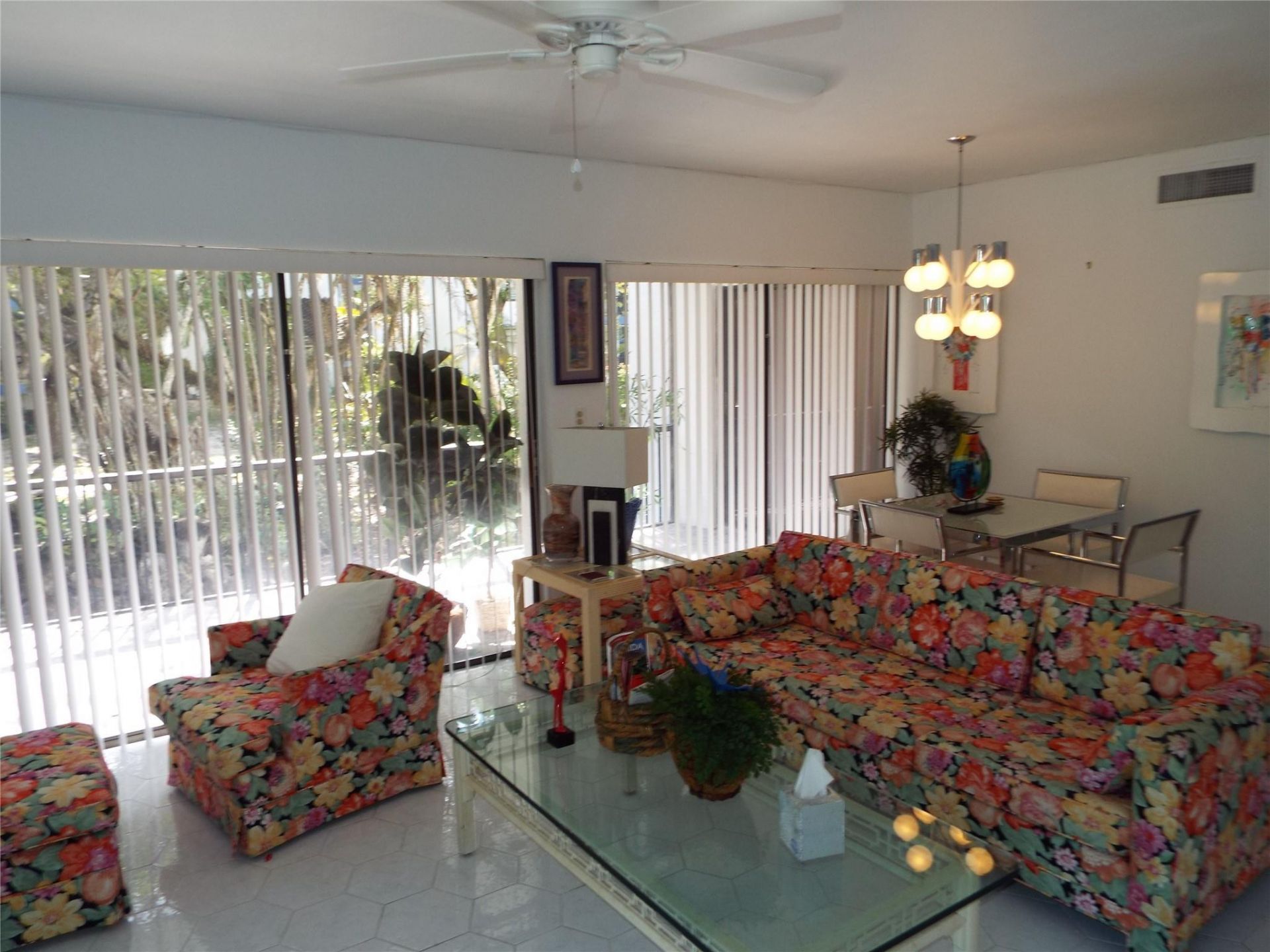 6060 S Falls Circle Drive, Unit 225, Lauderhill, FL 33319 Photo