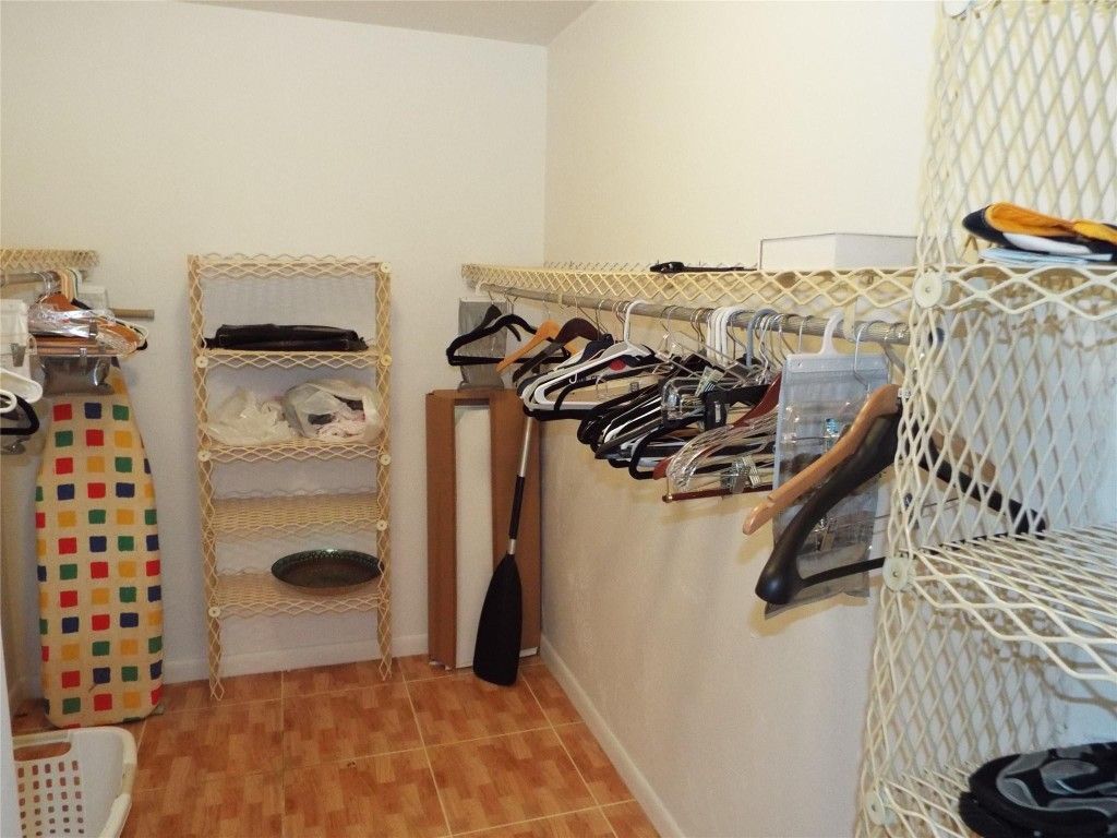 6060 S Falls Circle Drive, Unit 225, Lauderhill, FL 33319 Photo