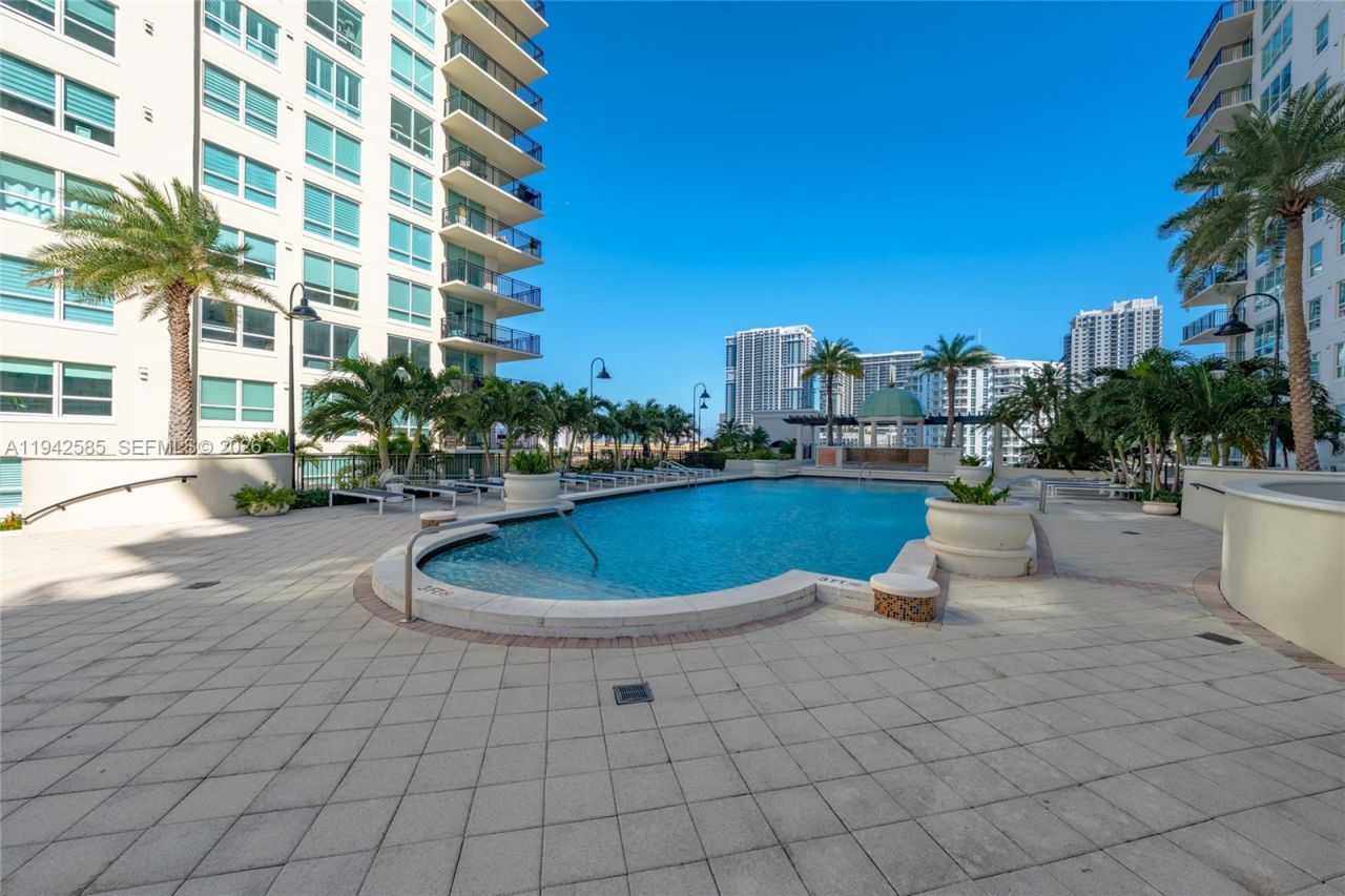 610 W Las Olas Blvd, Unit 1614N, Fort Lauderdale, FL 33312 Photo
