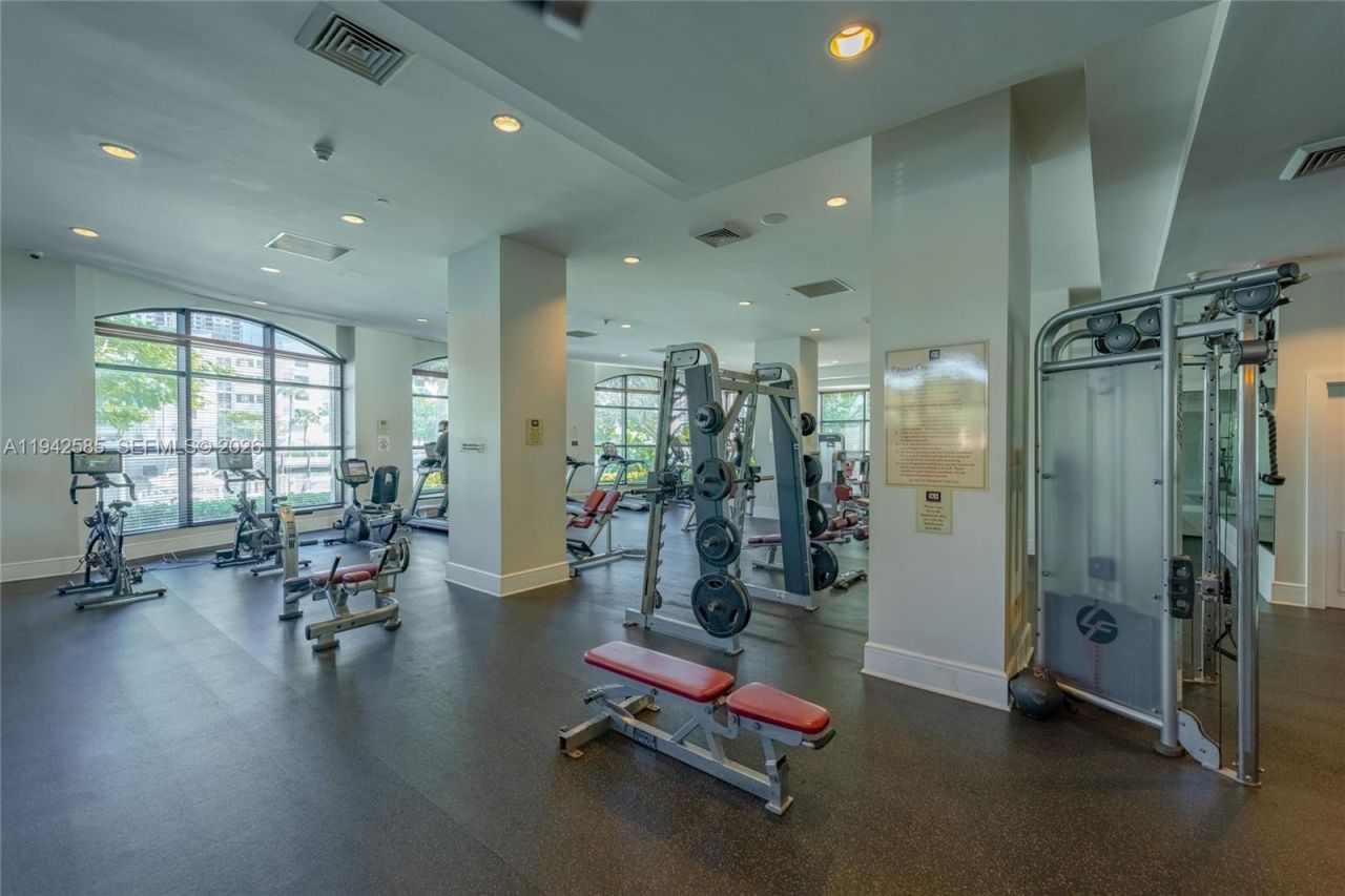 610 W Las Olas Blvd, Unit 1614N, Fort Lauderdale, FL 33312 Photo