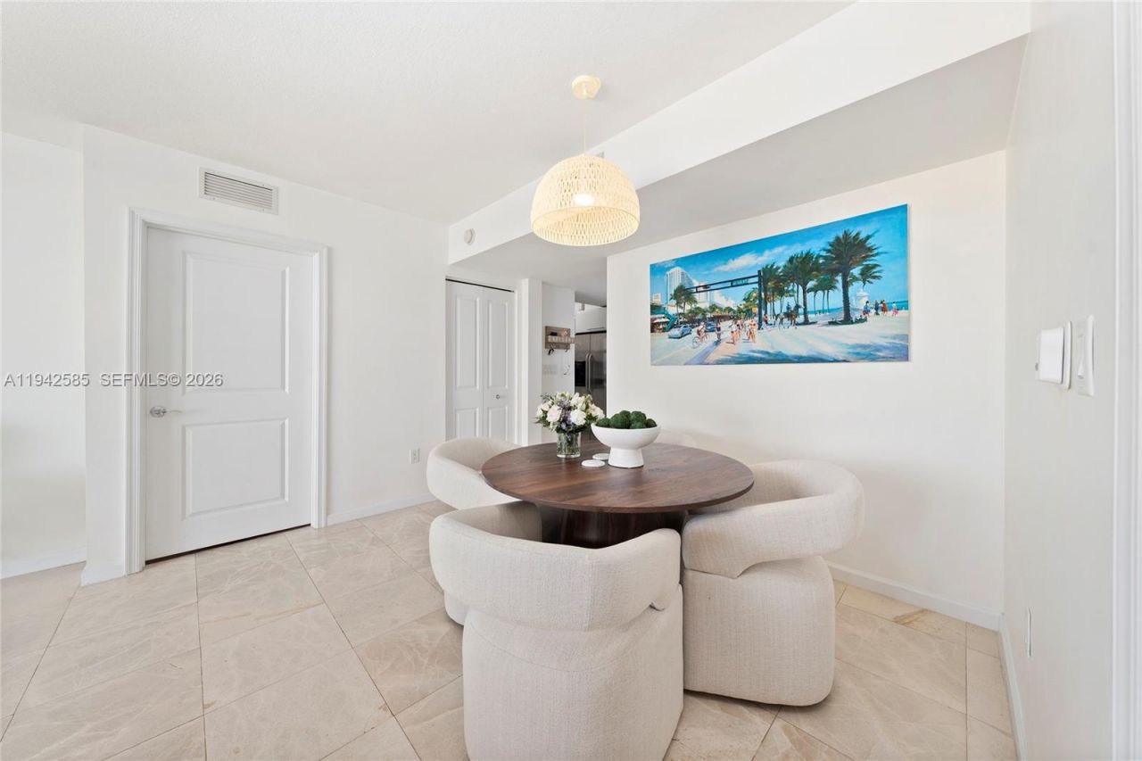 610 W Las Olas Blvd, Unit 1614N, Fort Lauderdale, FL 33312 Photo