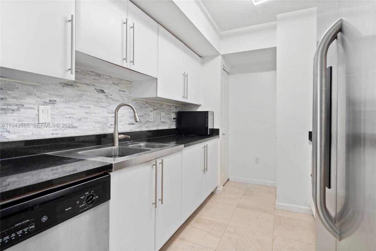 610 W Las Olas Blvd, Unit 1614N, Fort Lauderdale, FL 33312 Photo