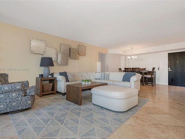 90 Alton Rd, Unit 301, Miami Beach, FL 33139