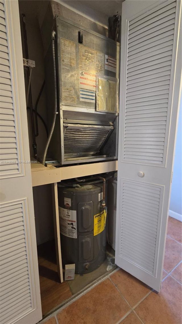 2900 NW 48th Ter, Unit 310, Lauderdale Lakes, FL 33313 Photo