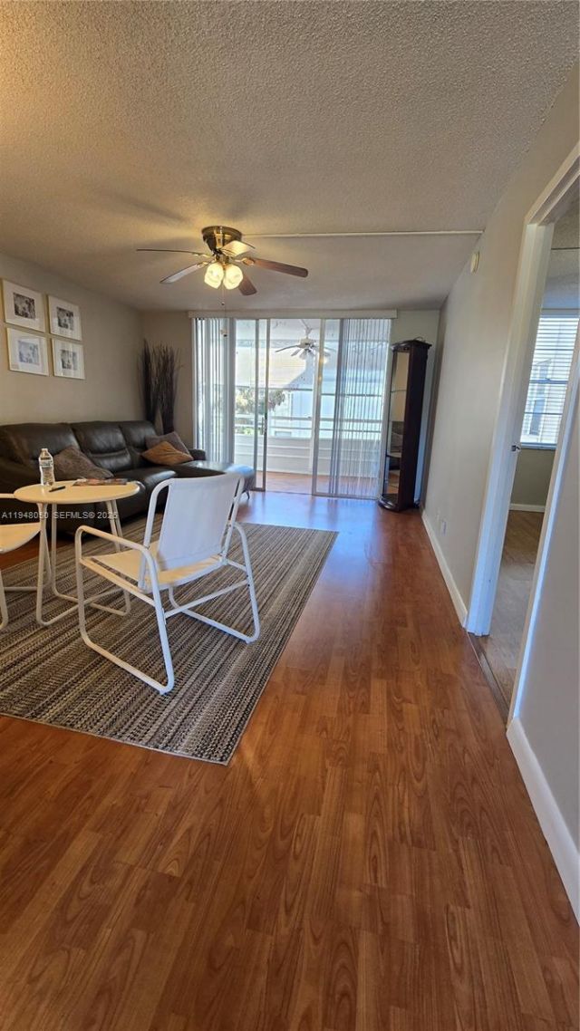 2900 NW 48th Ter, Unit 310, Lauderdale Lakes, FL 33313 Photo