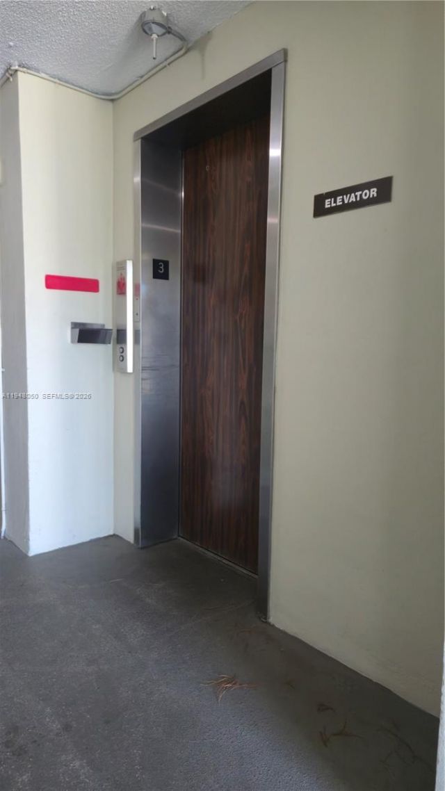 2900 NW 48th Ter, Unit 310, Lauderdale Lakes, FL 33313 Photo