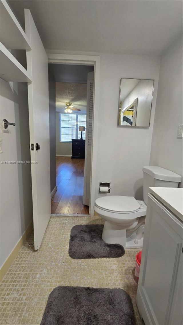 2900 NW 48th Ter, Unit 310, Lauderdale Lakes, FL 33313 Photo