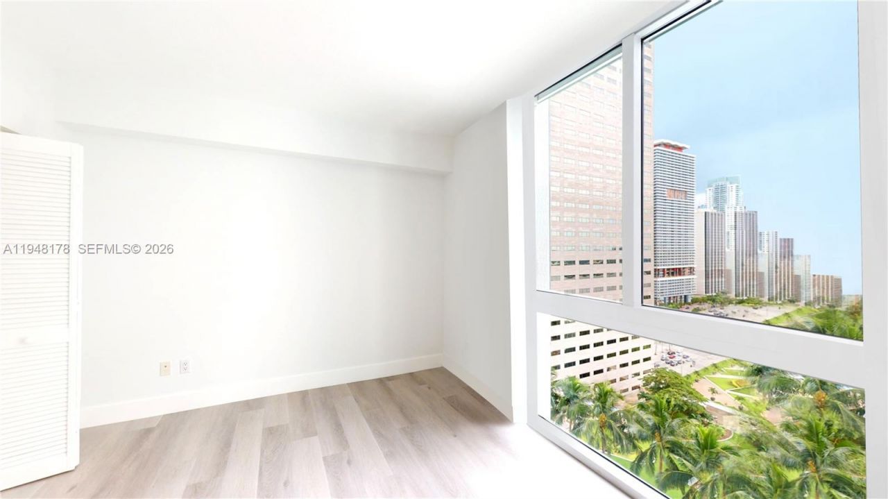 325 S Biscayne Blvd, Unit 2226, Miami, FL 33131 Photo