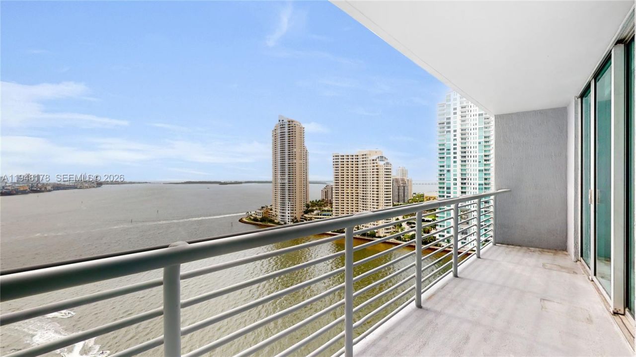 325 S Biscayne Blvd, Unit 2226, Miami, FL 33131 Photo