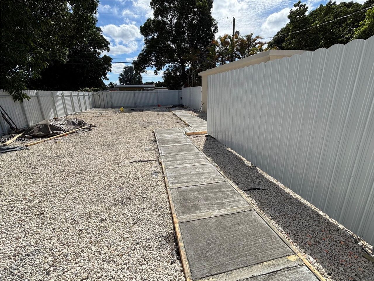 30 E 44th St, Unit 30, Hialeah, FL 33013 Photo