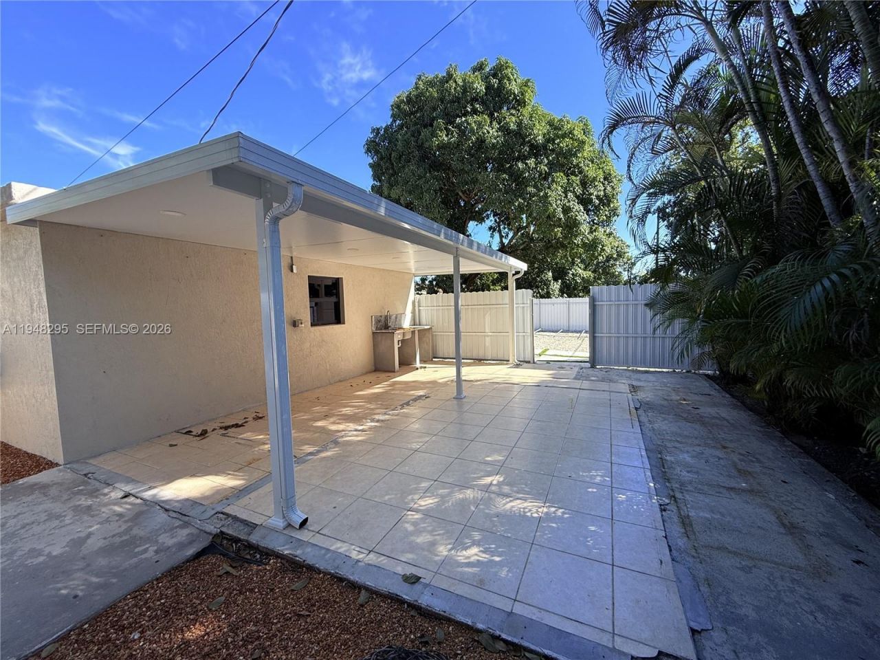 30 E 44th St, Unit 30, Hialeah, FL 33013 Photo