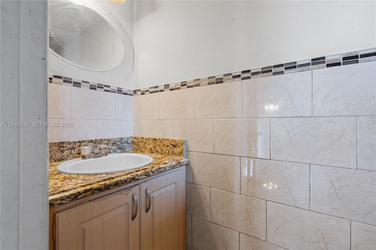 5890 W 25th Ct, Unit 6, Hialeah, FL 33016 Photo