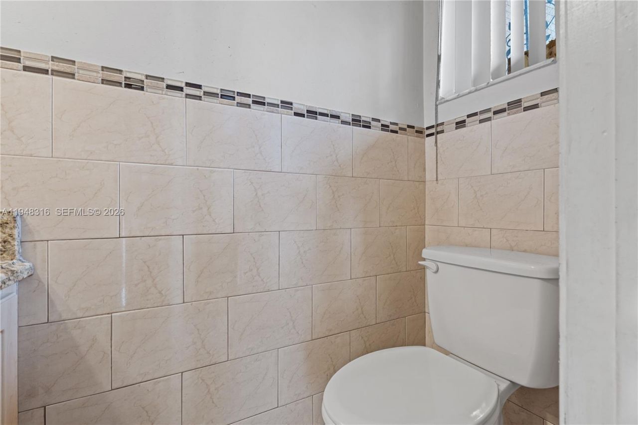 5890 W 25th Ct, Unit 6, Hialeah, FL 33016 Photo