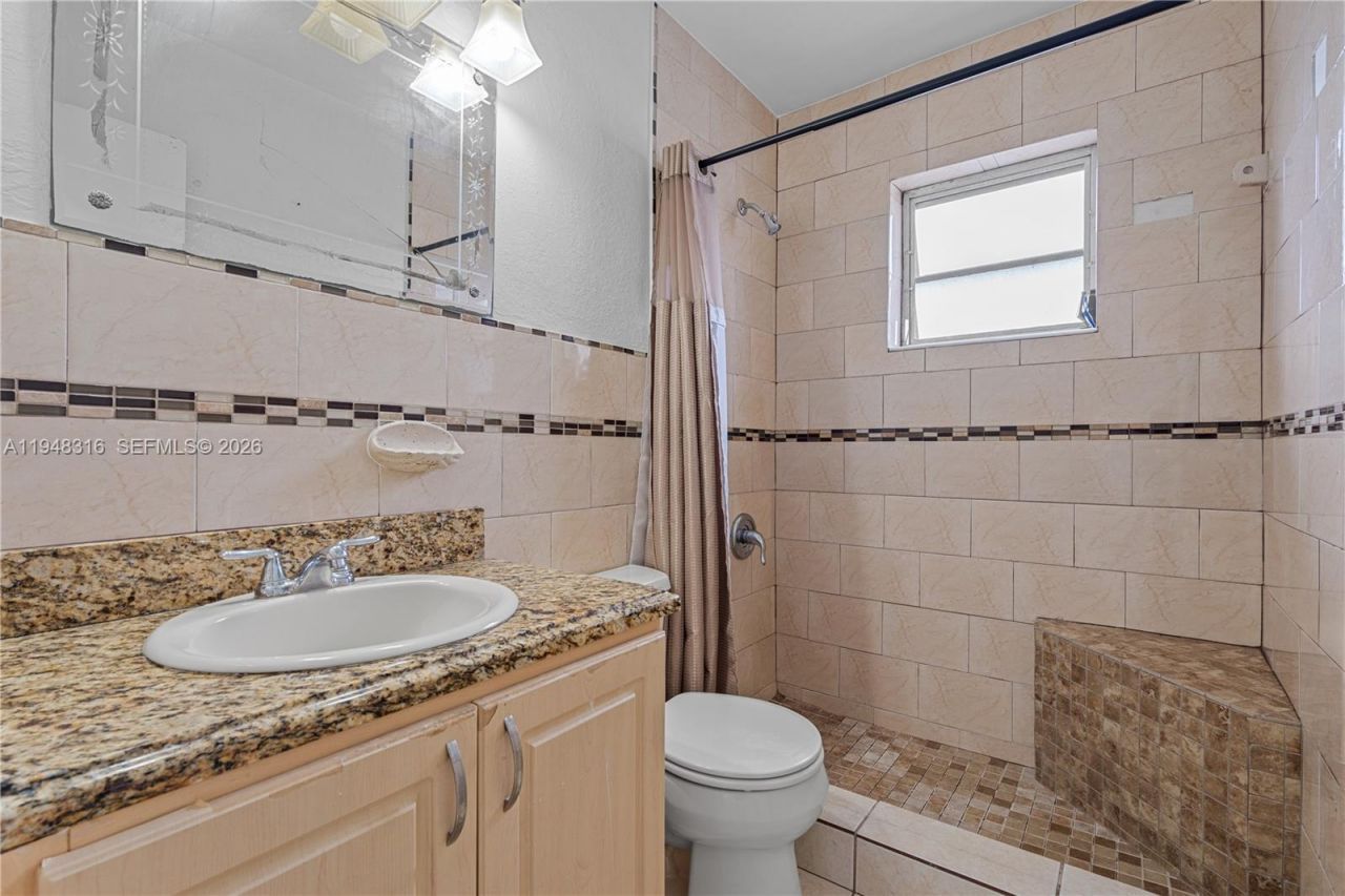 5890 W 25th Ct, Unit 6, Hialeah, FL 33016 Photo