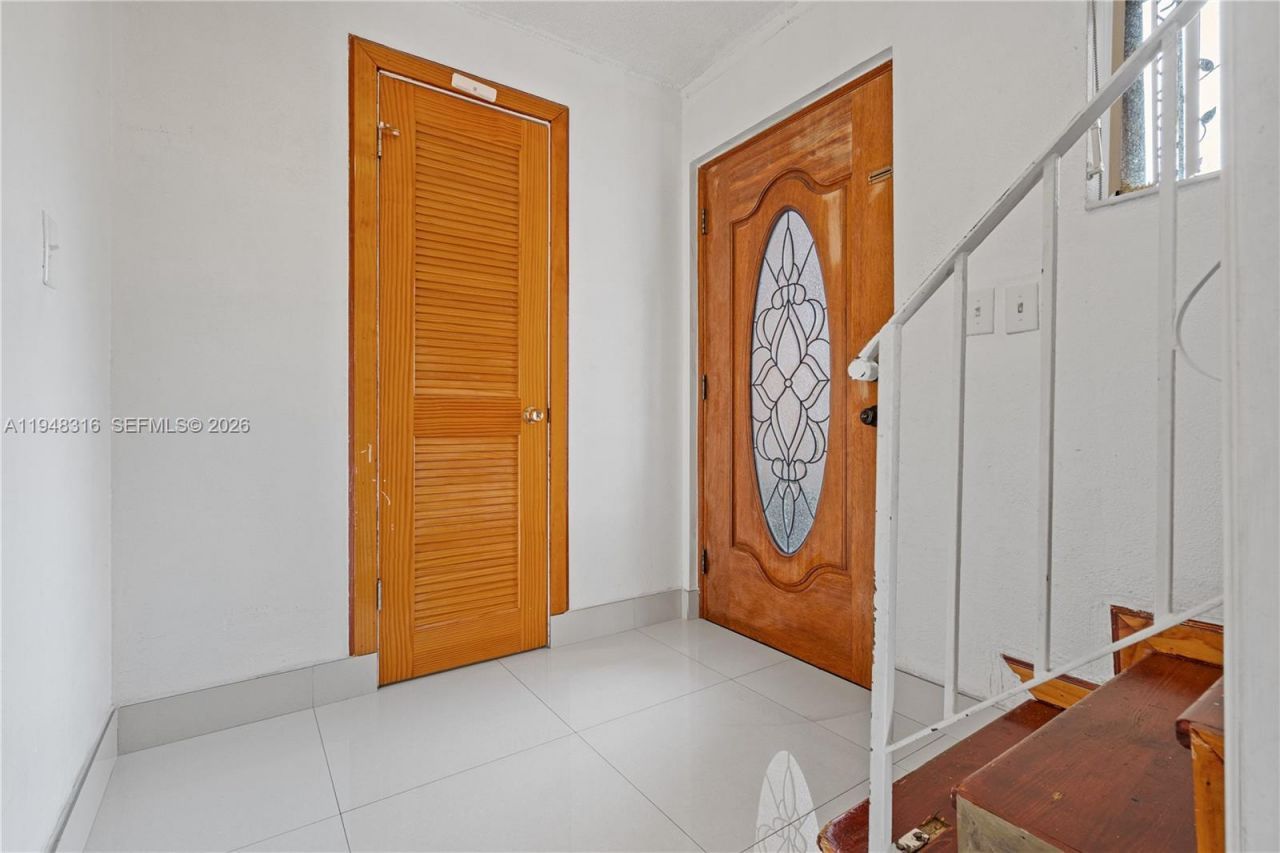 5890 W 25th Ct, Unit 6, Hialeah, FL 33016 Photo