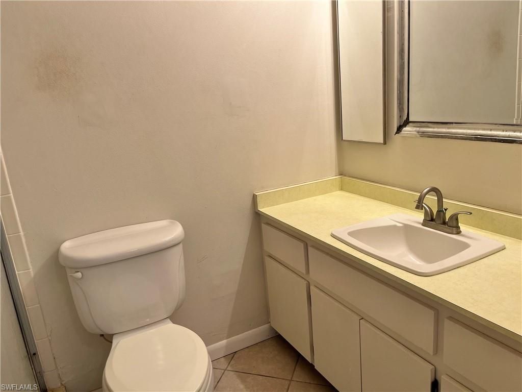 6986 Winkler Rd, Fort Myers, FL 33919 Photo