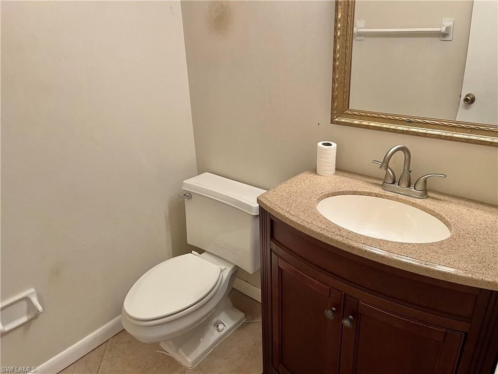 6986 Winkler Rd, Fort Myers, FL 33919 Photo