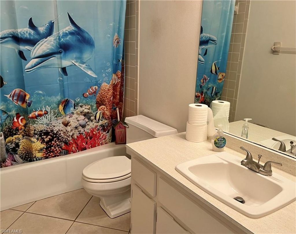 6986 Winkler Rd, Fort Myers, FL 33919 Photo