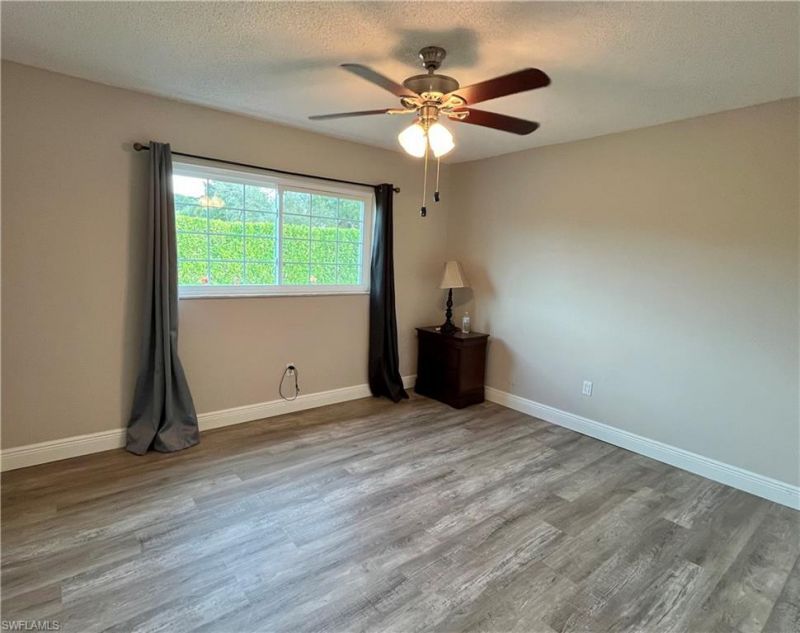 6986 Winkler Rd, Fort Myers, FL 33919 Photo