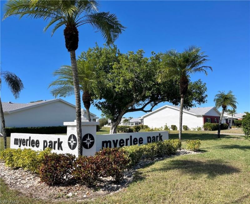 6986 Winkler Rd, Fort Myers, FL 33919 Photo